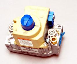 MV MV/PV PV This 4-volt Honeywell valve is used on 47 series fryers with electronic ignition.
