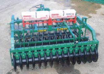 Micro Meter What width Micro Meter is required? This is determined by the implement width, the number of feed outlets needed, hopper capacity required, and the decision to broadcast or band sow.