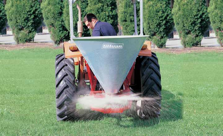 SX Spreader Spread 6-18m Hopper 345L Pictured: SX-500GALHOP APPLICATION: Suitable for small to medium spreading applications and are capable of spreading a wide variety of products including