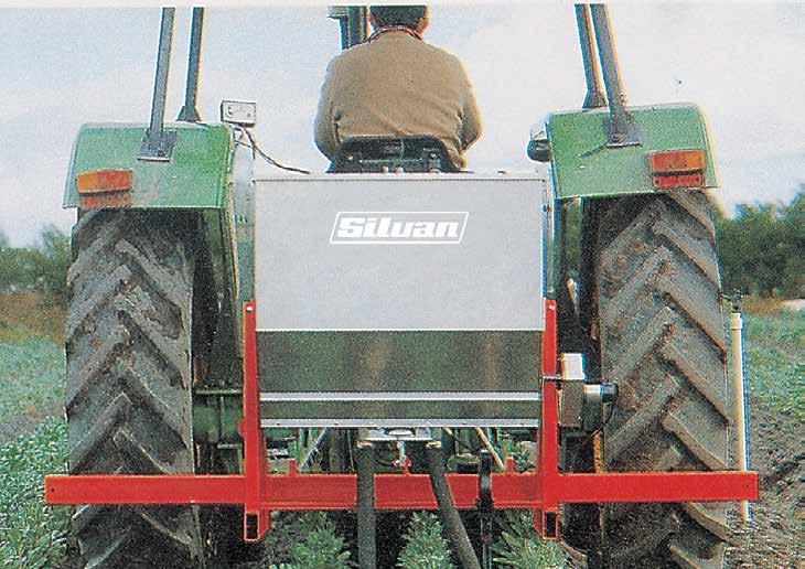 Volumex Pictured: SV180-1 APPLICATION: CONSTRUCTION: The Silvan Volumex range uses a patented design to accurately distribute granulated fertiliser, insecticides, herbicides and seeds.