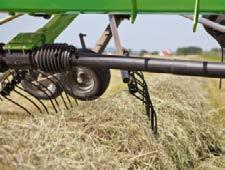 The overlapping of the two rotors is extensive when depositing a single swath, which ensures a clean forage transfer from the first to the second rotor therefore guaranteeing best results, even in
