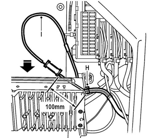 Page 31 of 40 Important: The optic cable must not be bent with a radius less than 25 mm (1 in). 12.5. Cars with brackets for e.g. an amplifier: Fit the cable tie (11 900 515) to the wiring harness approx.