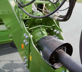 Boosting pto speed: The new intermediate gearbox on the drawbar boosts the pto speed to