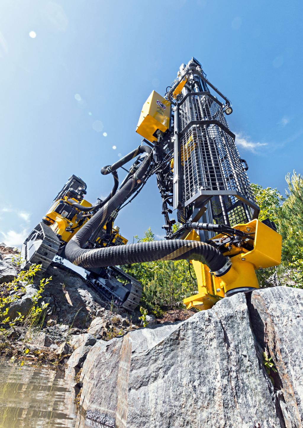 FlexiROC T30 R Construction Edition Surface drill rig for