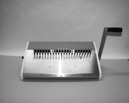 OD 4400 Comb opener The comb opener will bind books up to 2 (51mm) thick. The opener has an adjustable ring opener control for exact book placement.