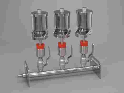 The manifolds with standard 47mm stainless steel vacuum filtration assemblies to accomodate 47mm membrane disc filters and have individual port control valves at each assembly location to facilitate