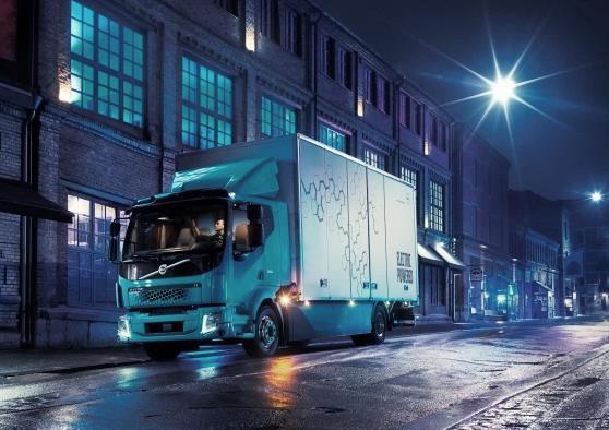 Trucks New Volvo FL Electric premiered FACTS GVW: 16 tons Payload: 5-9 tons depending on battery capacity Maximum range: