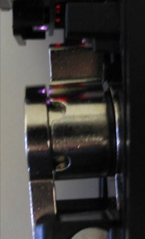 The electronic lock status output is 0V while the lock slide is in the unlocked. The mechanical lock status output is at its open collector state.