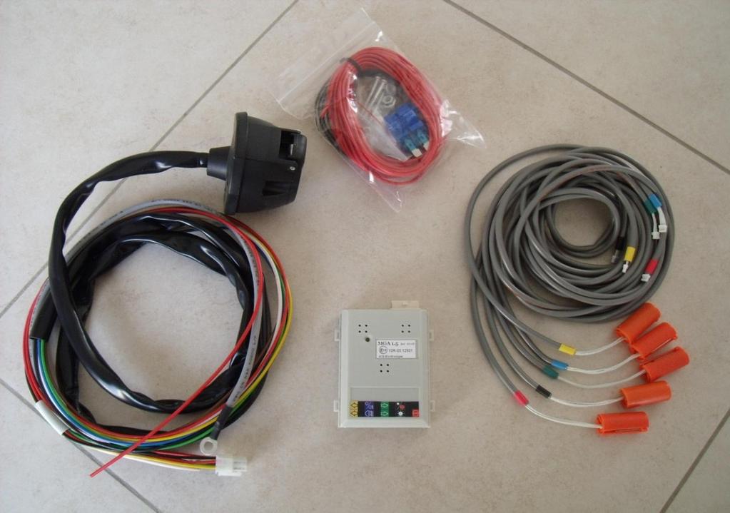 STRESSLESS TOWBAR ELECTRICAL KIT V1.5 INSTALLATION INSTRUCTIONS A. GENERAL INFORMATION : It is important to read these instructions in full before starting installation.