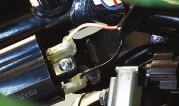 M 18 Plug the pair of PCV leads with RED/WHITE wires in-line of the stock ORANGE/WHITE wire