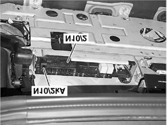 Fuel Pump Control Fuel pump controlled via fuel pump relay (N10/2kA) Fuel pump Relay located in rear SAM (N10/2)