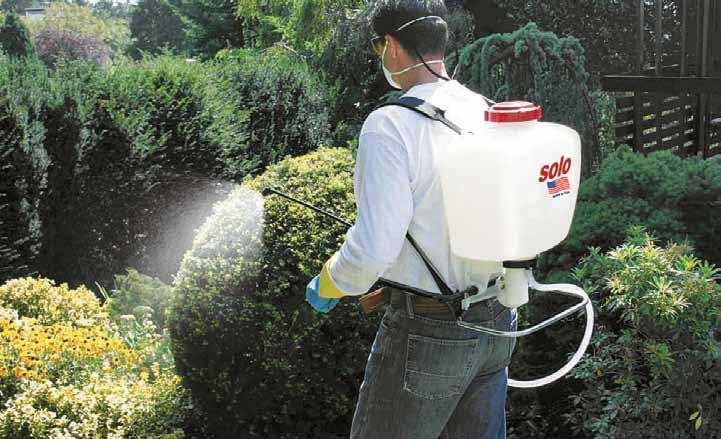 SOLO Backpack Sprayers >> 10 >> 11 Rugged Solo backpack sprayers are designed for jobs both large and small.