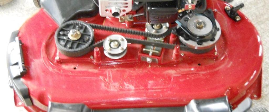 How it works 3 Belts: 1) Timing Belt 2) Blade Stop (BSS) 3) Drive Belt Timing Belt System Maintains 90 degree blade alignment 2 Sprockets on top of the Spindles 2 fixed idler pulleys