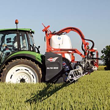 With the fully protected sprayer boom, you save time
