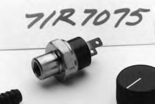 PRESSURE SWITCHES LOW PRESSURE CUTOFF SWITCH 71R6050 3/8-24-UNF-2A male threads O-Ring Normally open - closes at 27 PSIG RD-4191-0P DUAL FUNCTION SWITCHES