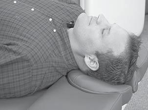 Adjusting the Articulating Head Rest USE OF THE ARTICULATING HEAD REST SECTION (PT200, PT300) The Articulating Head Rest is designed to give comfort and support for various techniques in both prone