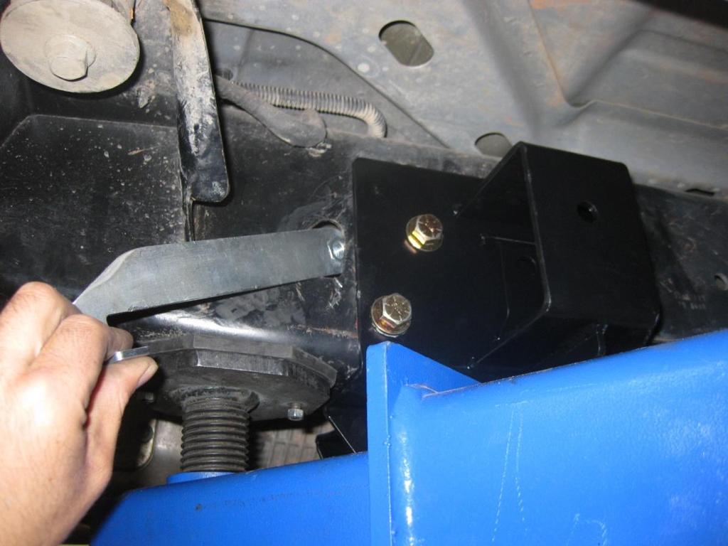 27) Install the 858103-01 side nut tab and start one of the ½-13 UNC x 1.5 long bolts in the rear outer mounting hole. DO NOT tighten at this time.