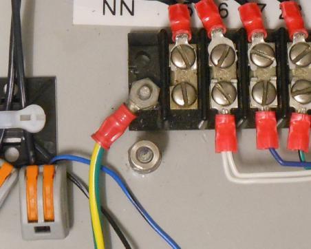 To complete the cable shielding, the terminal should be connected to any ground point in the control box.