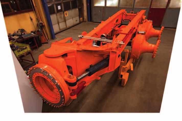 Unique Concept of DOOSAN MOXY ADT Best Structure for All - Condition Terrain DOOSAN MOXY articulated dump trucks have permanent 6-wheel drive for equal power distribution while the free-swinging rear