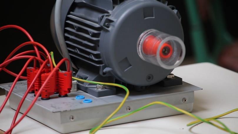 How to connect ac motor in