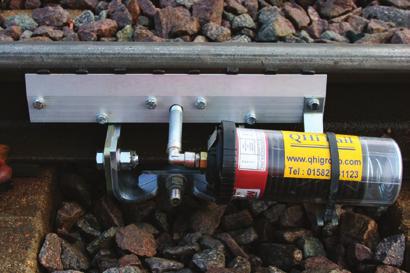 T: 0044 (0) 1582 461123 QHi MEMOLUB ELECTRIC CANISTER BASED LUBRICATOR The Memolub canister rail lubricator is a positive