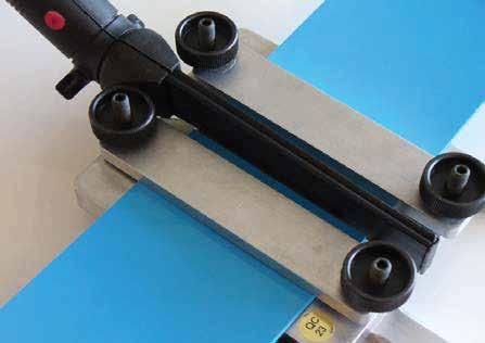 Flat and Positive Drive conveyor belts range in widths from less than 50 mm (2 ) up to 2 meters (80 ).