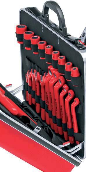 Universal Tool Case 48 parts with insulated tools for works on electrical installations IEC 609 DIN EN 609 98 9 98 99 4 > Hard-wearin case made of ABS material, red; equipped with a rane of KNIPEX