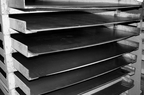 COLD ROLLED STEEL SHEETS Stock Sheets 4 ft by 8 ft and 2 ft x 4 ft where noted Thickness Gauge Weight Inches lbs per sq ft.018 26.
