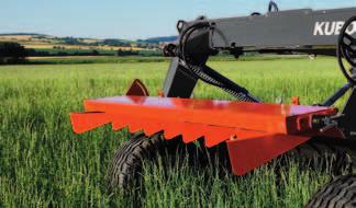 Easy-To-Use Wide Spreading Kit The Kubota 8000 and 8500 series can be fitted with an
