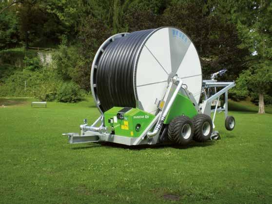 Compact - economic powerful RAINSTAR E55 Pipe reel can be lowered hydraulically and swivelled 360 pull-out possible in each direction 4-wheel chassis with tandem swing axle for lower ground