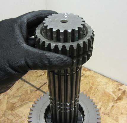 Main Case Main Shaft without Low Force Gearing