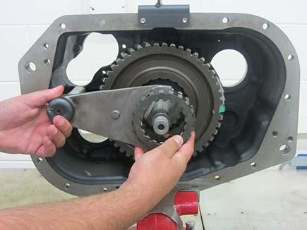 Remove the sliding clutch and Deep Reduction