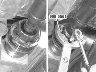 Tie the jack attachment to the longitudinal stay brackets (A). Use a cable tie. Removing the propeller shaft Mark the propeller shaft in relation to the driver. Note!