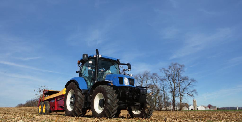 Designed, developed, and built in-house, this award-winning transmission provides you with seamless speed changes to glide across the fields in an agile four-cylinder tractor.