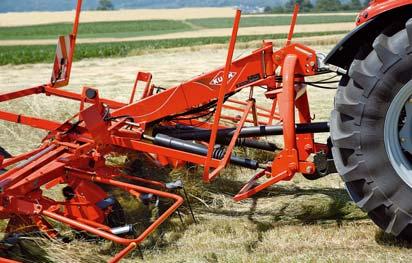 00 m / 10 mower conditioner. The rotors are designed to handle long and dense crops.