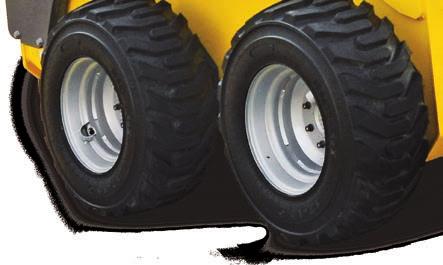 Wheels If speed and agility are your priority, a wheeled loader is your first choice.