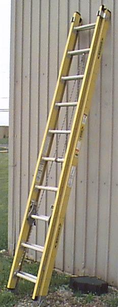 Appalachian Power Company Policy No. 15: Ladder Setup 1) Statement of policy: The use of ladders by employees is required to accomplish a variety of tasks on a routine basis.