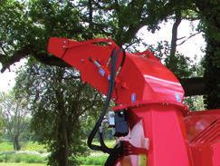 Changing the speed (540 to 270 min -1 ) by remote control reduces the blower speed and therefore the rate at which the straw is discharged.
