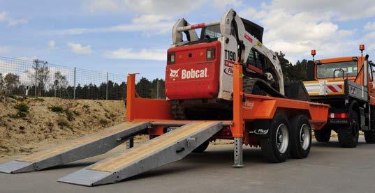 Fleigl manufactures its tandem drop center trailer with a choice of 4, 5 or 6 metre