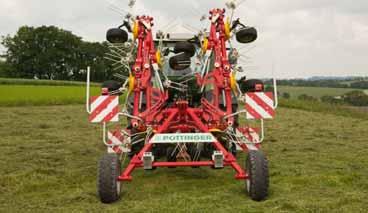 0 m slicing mower The advantages start with the short headstock: HIT cultivation tedders are known for their short headstock. For this reason, the focus shifts closer towards the tractor.