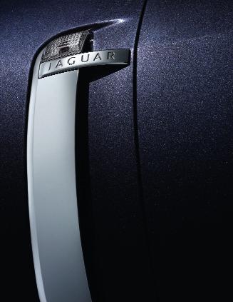 FENDER LOUVRES Add an attractive touch to your XK by selecting polished