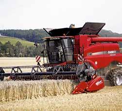LESS COMPLEXITY, MORE TIME IN THE FIELD DRIVELINES The drives for the whole combine are powered from a central gearbox mounted