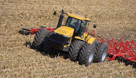 Ideal for heavy pulling such as deep rippers, large harrows, air seeders or towed scrapers, Series tractors provide the operator with another reliable, high-horsepower option from