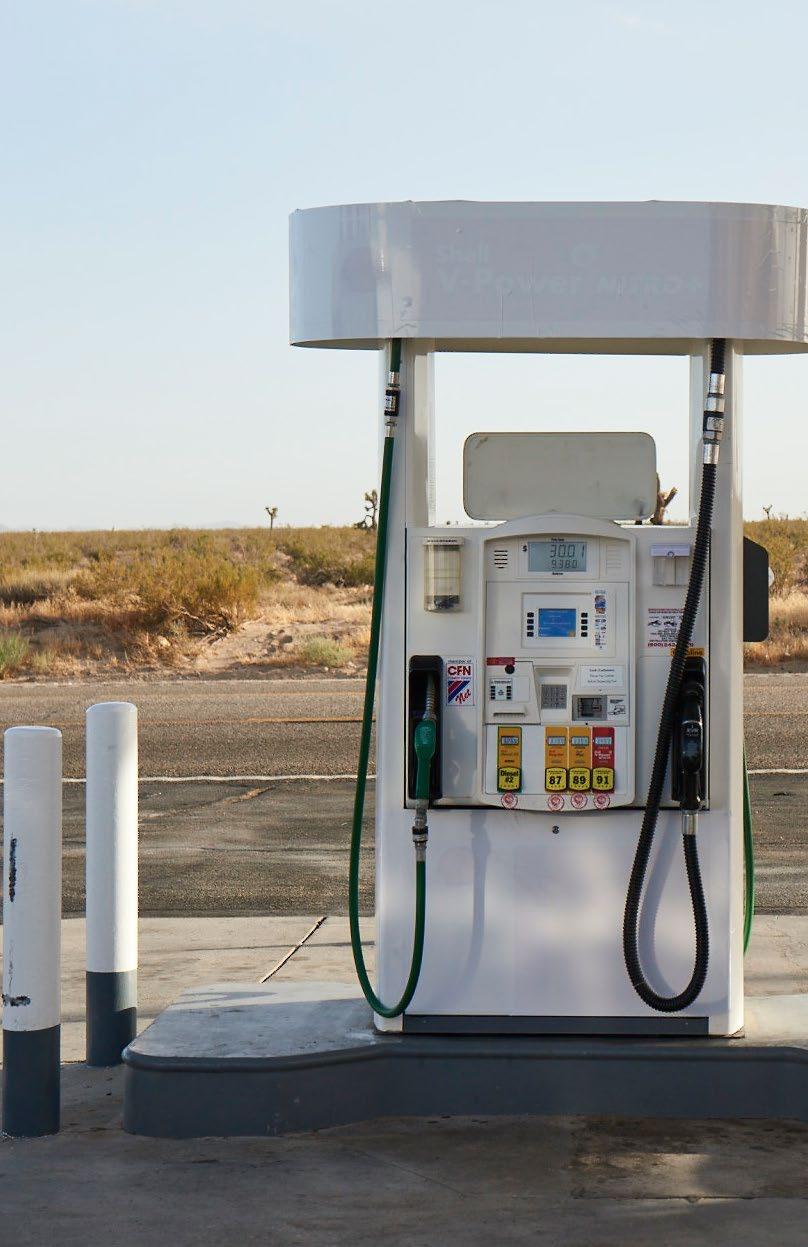 3 Monitor fuel consumption Something to think about: Your driver fills up his personal vehicle with a full tank at the pump. They open their wallet to pay and pull out your company fuel card.