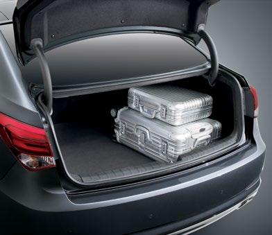 Split folding rear seats (60/40) i40's rear seats can disappear in seconds.