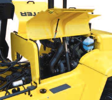 Hyster H360HD-EC4 Standard Features and Equipment 4 Take The High Road Use the H360HD-EC4 truck s 155 horsepower Cummins engine, variable flow hydraulic system, VISTA mast, and ELME 553 spreader to