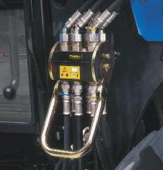 Soft Ride option Located on the loader cross tube, Soft Ride serves as a progressive shock absorber to dampen shock loads transmitted to the tractor to allow for smoother operation and maneuvering.