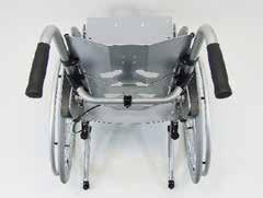 41 If your SWINGBO-2 wheelchair is supplied with a detachable pushbar it is