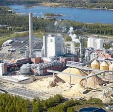 Serving the increasing customer demand with the focused growth projects 16 UPM Fully contributing Pietarsaari pulp mill expansion Fray Bentos pulp mill expansion Kymi pulp mill expansion Raflatac