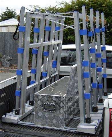 1.7M x 1.2M AFRAME Our flat deck mount AFrames are a prefect addition to any flat deck ute, pick up or trailer. This 1.7M long x 1.2M high AFrame is lightweight and holds 120mm of glass on both sides.